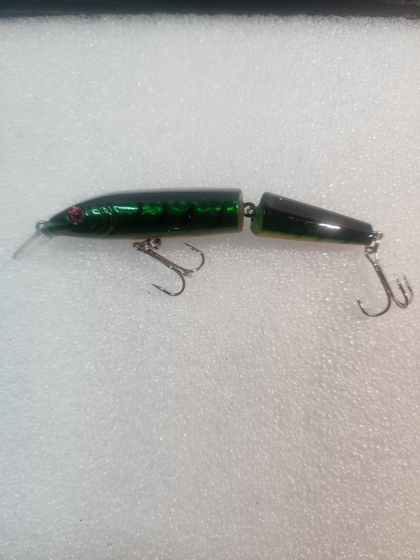 4" Jointed Medium Diver with Rattles